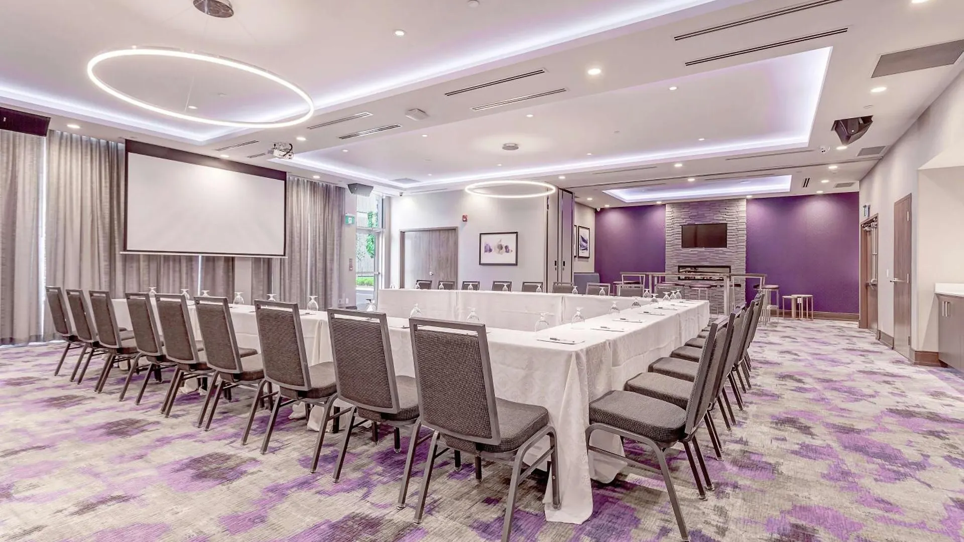 Hilton Garden Inn Toronto/Brampton West, Ontario, Canada Hotel